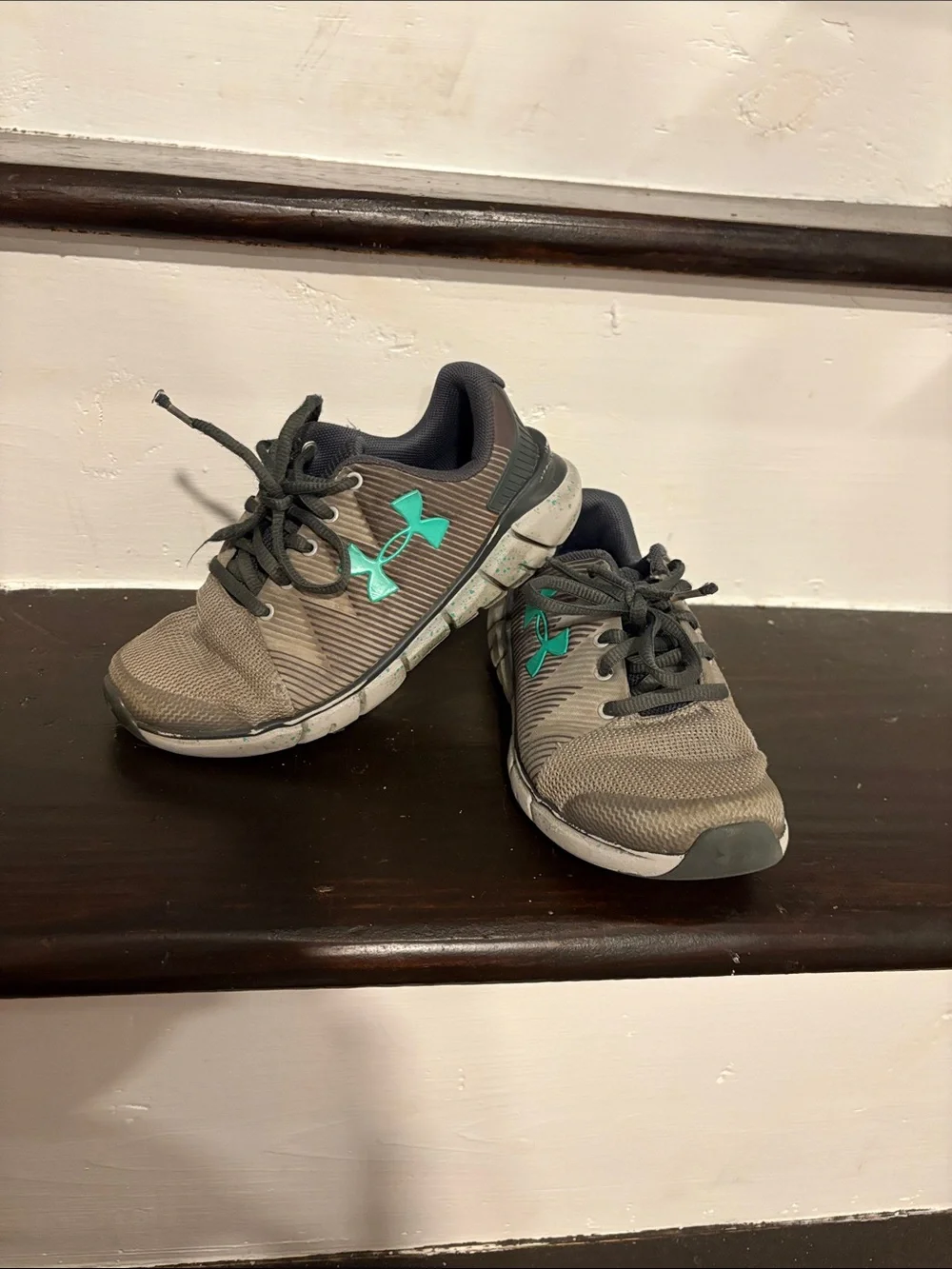 Under Armour Gray Sneakers with Teal Logo Accent